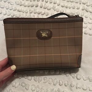 Vintage Burberry clutch